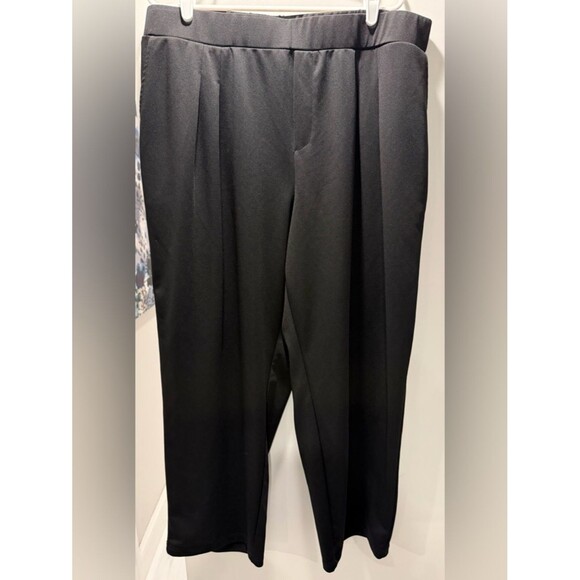 BloomChic Pants - BloomChic Black Women's Tailored Straight Trousers